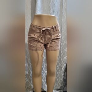 Low Waist Linen Shorts (NWOT)